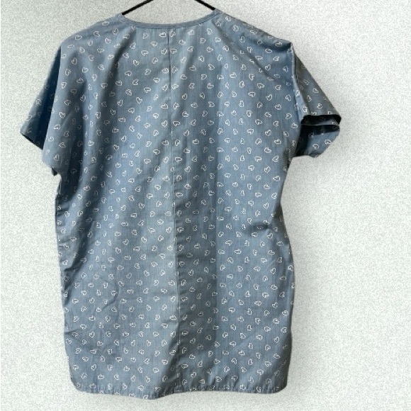 Scrub top Bundle! - Picture 5 of 10